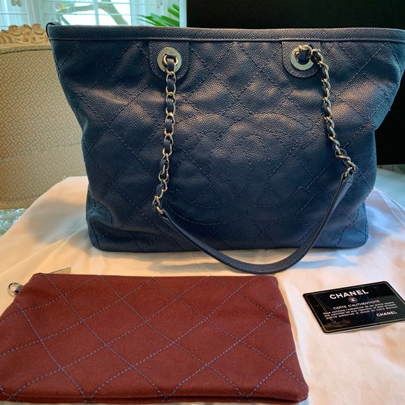 Chanel Quilted Zip CC Tote - Blue Caviar - Picture 9 of 9
